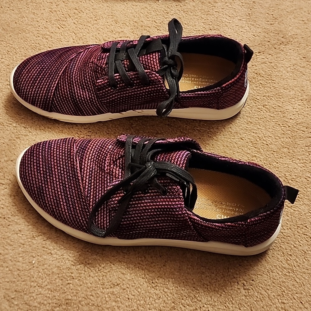 Toms Sneakers